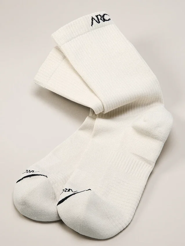 Chaussettes mi-hautes en matière synthétique