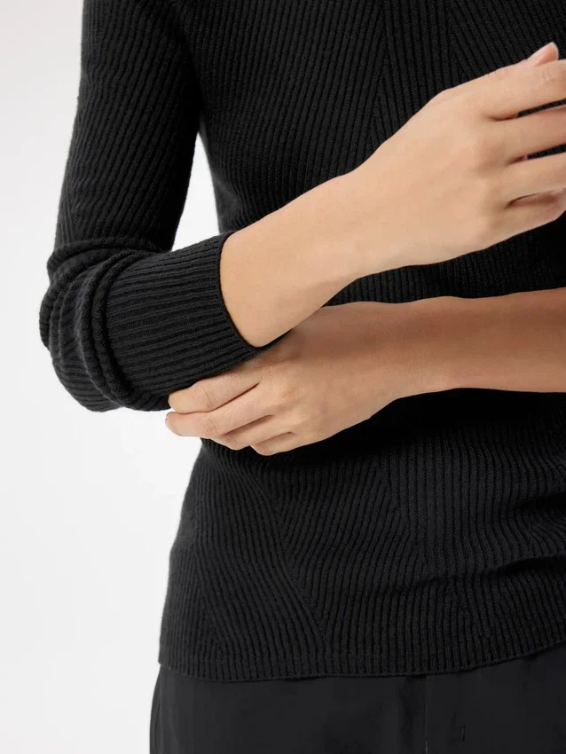 Couches intermédiaires en laine Conic pour femme