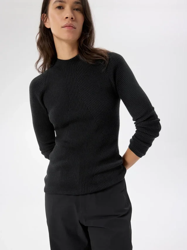 Couches intermédiaires en laine Conic pour femme
