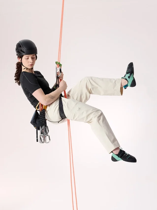 Pantalon Clarkia en coton à jambes larges pour femme