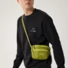 Pull à col rond en polaire Emblem pour homme
