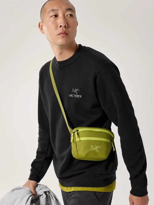 Pull à col rond en polaire Emblem pour homme
