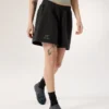 Short en polaire Emblem 6" pour femme