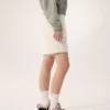 Short en polaire Emblem 6" pour femme