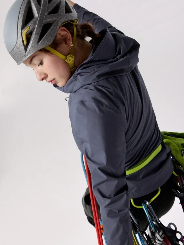 Squamish Sweats à capuche Femme