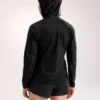 Sweats à capuche coupe-vent Norvan pour femme