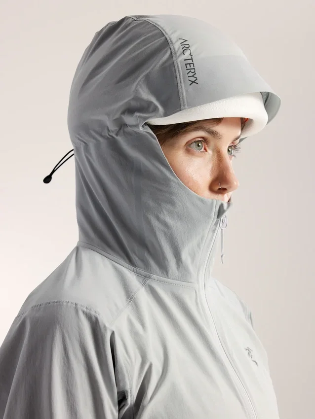 Sweats à capuche léger Gamma pour femme