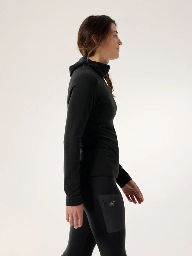 Sweats à capuche Satoro en laine mérinos pour femme