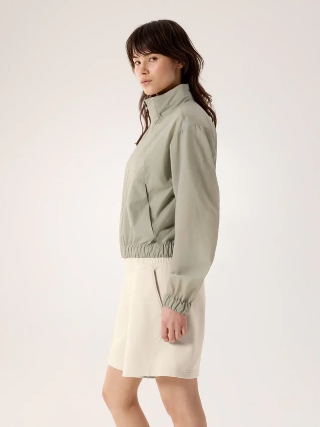 Veste courte à capuche escamotable Naya pour femme